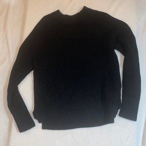 Lord Taylor Hi-Low black Crew Neck Sweater Medium